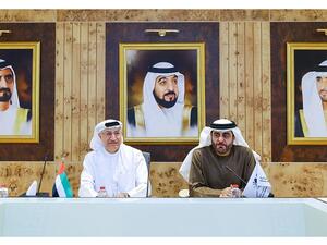  الدكتور منصور العور، رئيس جامعة حمدان بن محمد الذكية والدكتور عبد السلام المدني، رئيس اندكس القابضة والرئيس التنفيذي لإبداعات عربية.