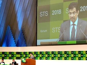 الدكتور نبيل السالم، كبير المستشارين لشؤون الشراكات