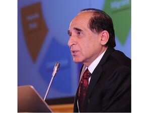 الدكتور رافيندر مامتاني، العميد المشارك الأول للصحة السكانية وبناء القدرات وشؤون الطلاب في وايل كورنيل للطب - قطر