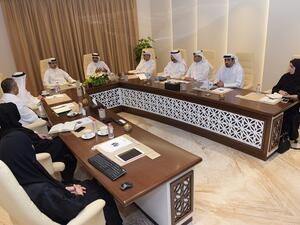 ستقبل أحمد محبوب مصبح مدير جمارك دبي منصور بوعصيبه المدير التنفيذي لمؤسسة الاتصالات المتخصصة "نداء".