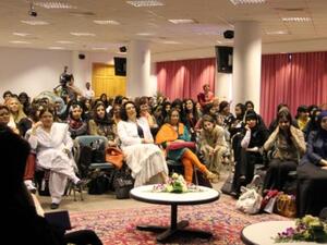 Insight Dubai 2011 brings 60 female students from 30 countries to discuss women empowerment