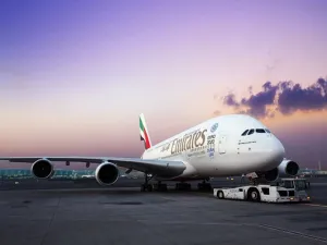 طيران الإمارات