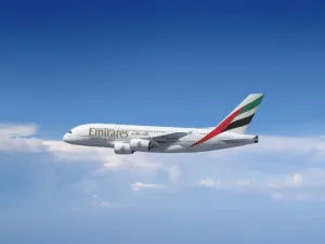 إحدى طائرات الإمارات الإيرباص A380. وسوف تشغل الناقلة هذا الطراز على خدمتها اليومية الحالية إلى واشنطن دي سي اعتباراً من 1 فبراير (شباط) 2016