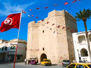 Tunisian finance minister expects GDP growth in 2012 to exceed 5% with a 6% target