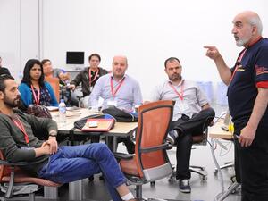 خلال الندوة