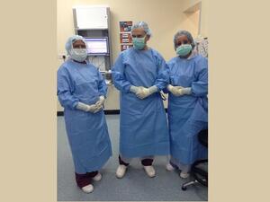 الفريق الجراحي الذي أجرى العملية