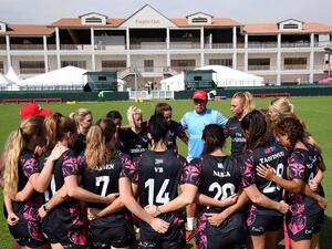 تواصل اللاعبات الشابات التركيز على تحسين مهاراتهن ومعرفتهن وتكييف قدراتهن بشكل أكبر وتعزيز شغفهن باللعبة.