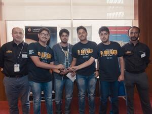 حقق فريق مدرسة دلهي الشعبية مركز الصدارة في المسابقة.