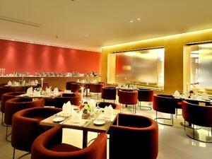 Fountain Restaurant at Al Bustan Centre & Residence