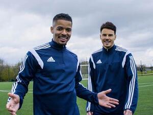 غاريث بيل وكوكيه وأوليفر تورّس في برنامج أديداس ""Gamedayplus الذي يقدمه ضيوف البرنامج " F2 Freestylers"