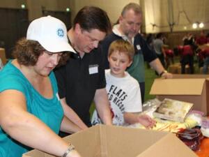 GE Volunteers and Adopt-a-Camp