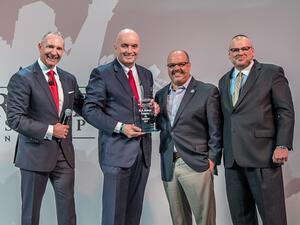 تعكس هذه الجائزة في التميز الأهمية الكبيرة التي توليها الشركة لتوطيد علاقات الشراكة البناءة مع أصحاب العلامات التجارية العالمية، والتي تقوم الشايع بتمثيلها تجارياً في جميع أرجاء المنطقة.