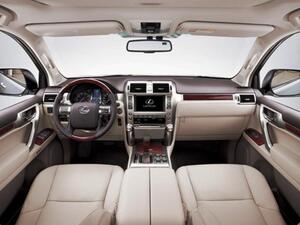 GX 460 الجديدة الفاخرة