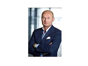 جورج كيرن، الرئيس التنفيذي في دار بريتلينغ