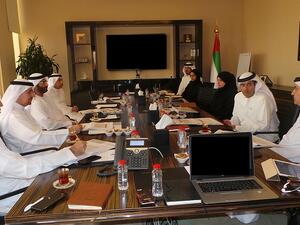 خلال الاجتماع