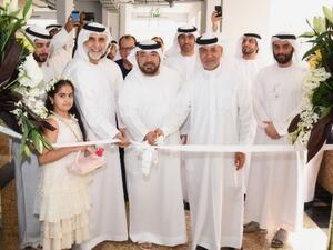 سعادة طيب الريس، الأمين العام لمؤسسة الأوقاف وشؤون القصّر، وسعادة أحمد علي العبدالله، وأحمد أبوشهاب، مدير إدارة تنمية الوقف في المؤسسة، وعدد من المسؤولي.