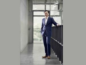 مصمم السيارات العالمي سانغ يوب