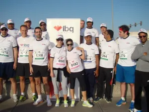 موظفوا بنك قطر الدولي (ibq) في سباق الجري السنوي