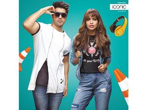 تستعرض الحملة المتجددة للعلامة أبرز وأروع صيحات الموضة الصيفية بلمسة "آيكونيك" المميزة.