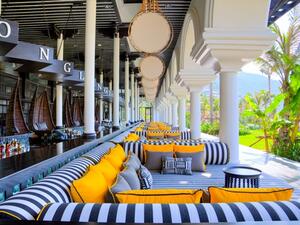 InterContinental DanangLong Bar