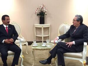 سلطان بن سليم خلال لقائه سومكيد جاتوسريبيتاك، نائب رئيس وزراء تايلاند