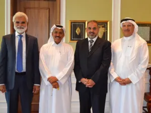قمر عوص زمان . خلف الحبتور . اللورد أحمد ؛ سلطان الحبتور
