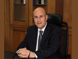 الدكتور أحمد عوض عبدالحليم الحسين 