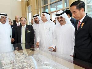 سعادة سلطان أحمد بن سليّم، رئيس مجلس إدارة "موانئ دبي العالمية"، ورئيس إندونيسيا فخامة جوكو ويدودو خلال زيارته لميناء جبل علي، ضمن زيارته الرسمية لدولة الإمارات. 
