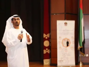 معالي حسين الحمادي وزير التربية والتعليم