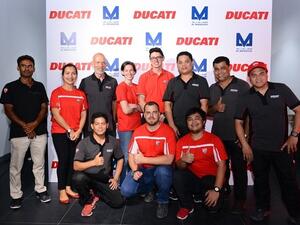 خلال الافتتاح