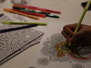مشاركة تلون لوحة مرسومة وفرتها مكتبة قطر الوطنية