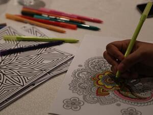 مشاركة تلون لوحة مرسومة وفرتها مكتبة قطر الوطنية