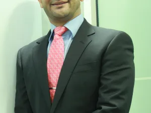 خلال الاجتماع
