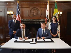 خلال توقيع الإتفاقية