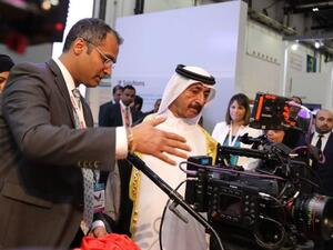 Anurag Agrawal, Managing Director, Canon Middle East, and Shaikh Hasher bin Maktoum Al Maktoum, Director General of Dubai’s Department of Information