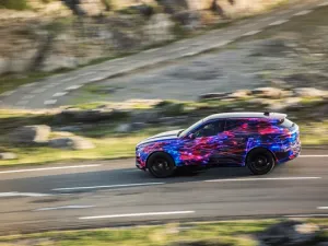 جاكوار F-PACE