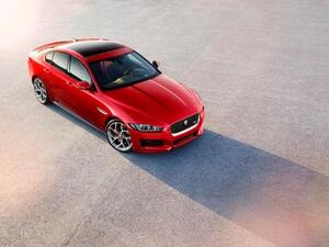 جاكوار XE