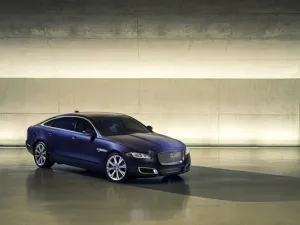 جاكوار XJ