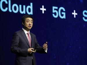 كين هو، رئيس مجلس الإدارة بالنيابة في شركة هواوي