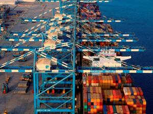 موانئ أبوظبي