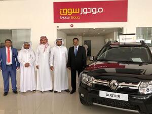 خلال احدى الزيارات لمعارض موتور سوق.