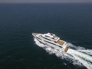 الماجستي 125 M/Y Altavita