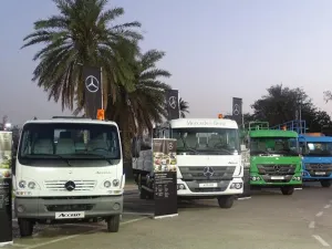 مرسيدس-بنز تضع معاييراً جديدة لقطاع شاحنات المهام الخفيفة بإطلاق أسيلو وأتيجو 