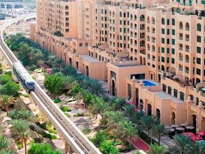 Located at the heart of The Palm’s Al Ittihad Park, the station is a stone’s throw from The Golden Mile and within easy reach of The Shoreline Apartments.  