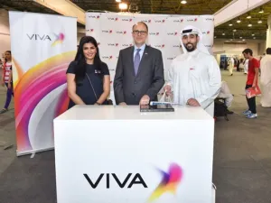 سفير الولايات المتحدة الأمريكية يتوسط عبدالمحسن الفهد وحصه السبع من إدارة إتصالات الشركات