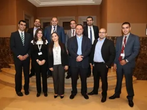 خلال الحدث