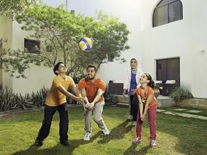 تهدف الفعاليات إلى تسليط الضوء على أهمية النشاط البدني وآثاره الإيجابية وتشجيع أنماط العيش الصحية 