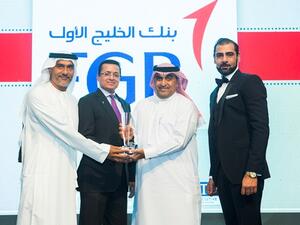 خالد رشيد الحمادي – رئيس الأفرع والتوزيع، خالد الغفلي-رئيس الخدمات والمبيعات، مفظل كجيجي-نائب رئيس تنفيذي، رئيس عالمي لادارة الثروات والرهون العقارية
 