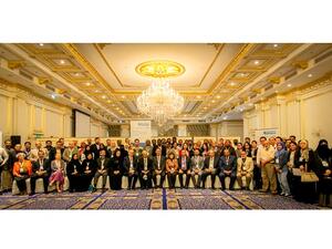 المشاركون والمتحدثون خلال الورشة