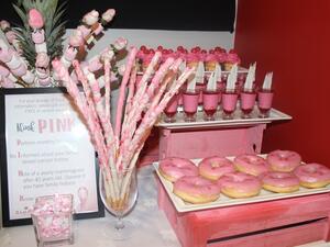 The brunch will feature a Pink and Facts Corner with important information about breast cancer, alongside handcrafted pastries and sweets in varying hues. 